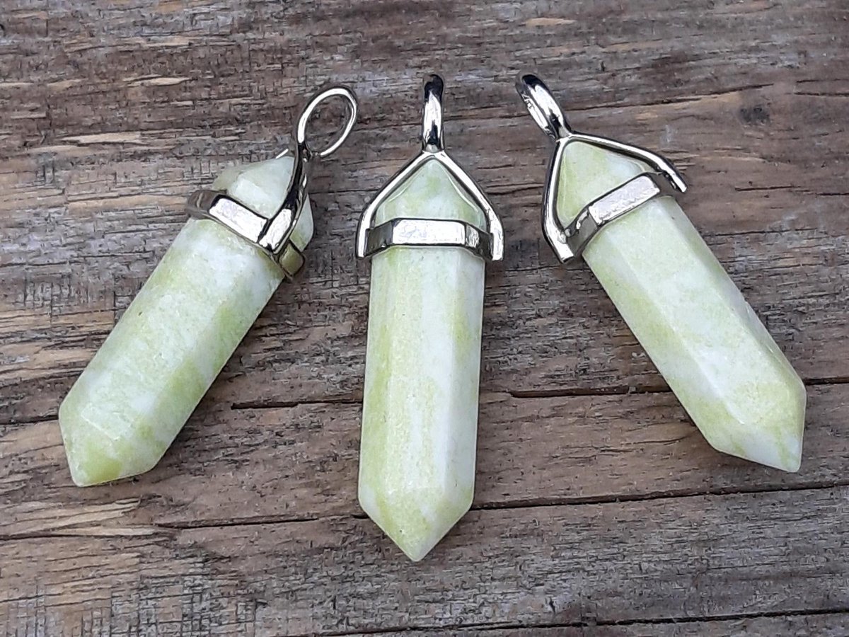 Edelsteen Serpentijn - pendel - healing punt hanger